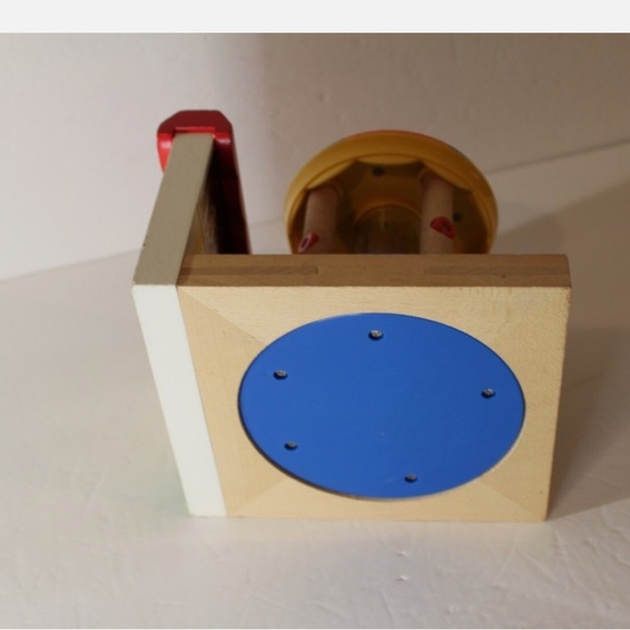 Vibrant Carousel Building Set - Picture 6 of 7